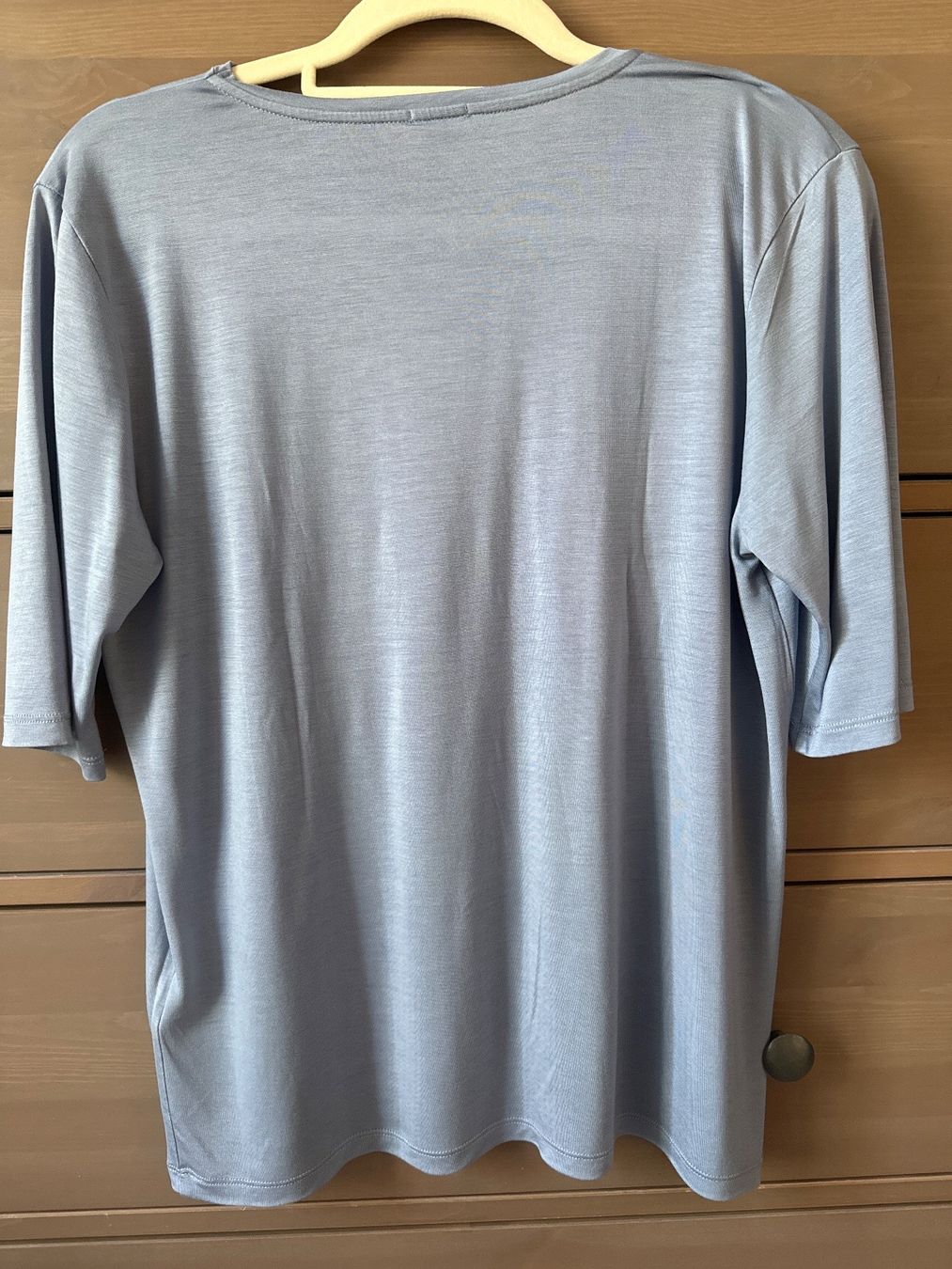 Top: Filippa K Top blau Gr. L NEU! – Nuovo (secondo la descrizione) da Brütten venduto da Rod816 1