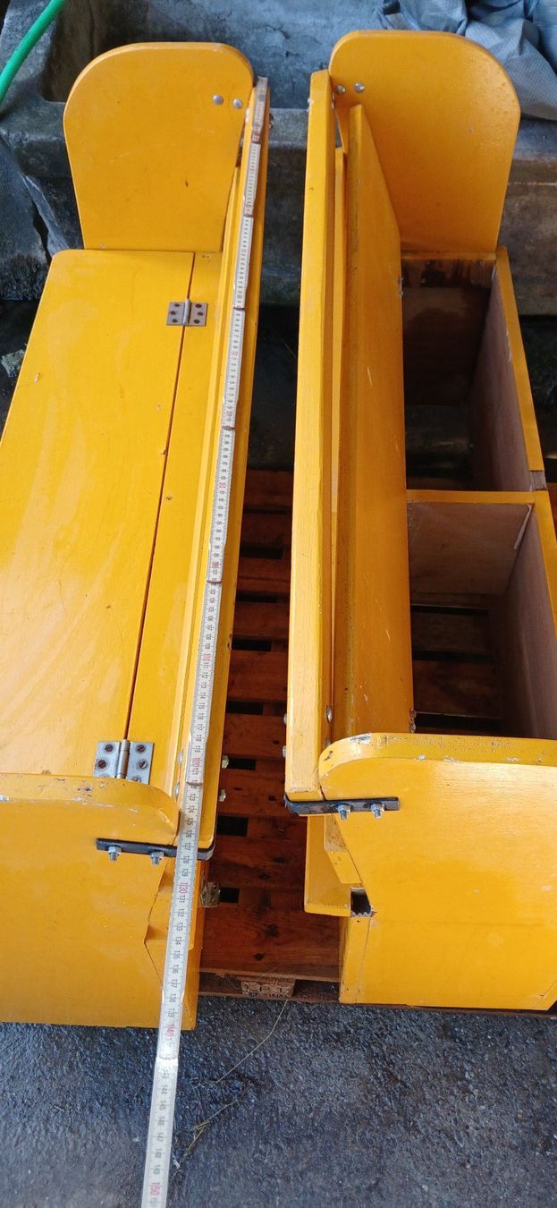 Spielzeuge: Sitzbänke für Spielplatz – Gebraucht aus Trimstein von KapTrim