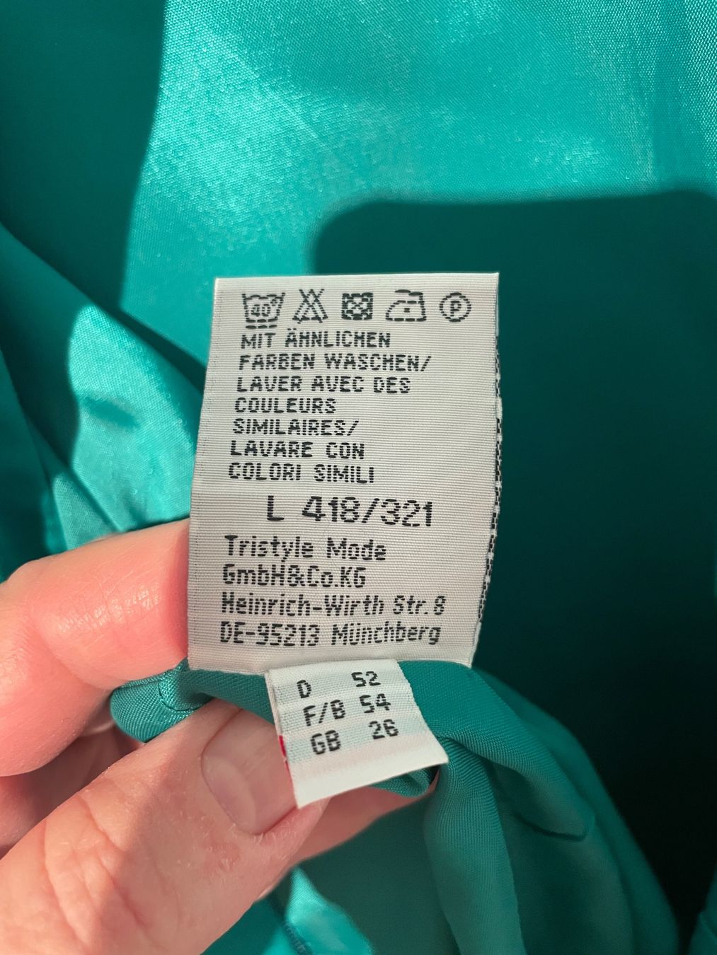 Vestiti: smaragdgrünes Damen Kleid Gr 52 – Nuovo (secondo la descrizione) da Emmenbrücke venduto da Ladyboutique 7