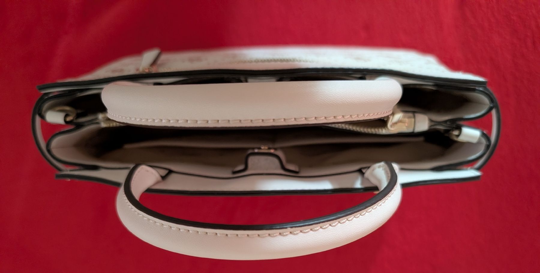 Guess Taschen für Damen: Guess Handtasche weiss/beige neu – Neu und originalverpackt aus Biel/Bienne von goodtimes_19 2
