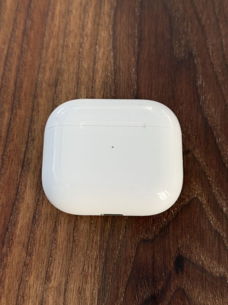 Apple Cuffie: Apple AirPods 3rd Generation – Excellent Condition – Nuovo (secondo la descrizione) da Commugny venduto da semamonfrinoli 1