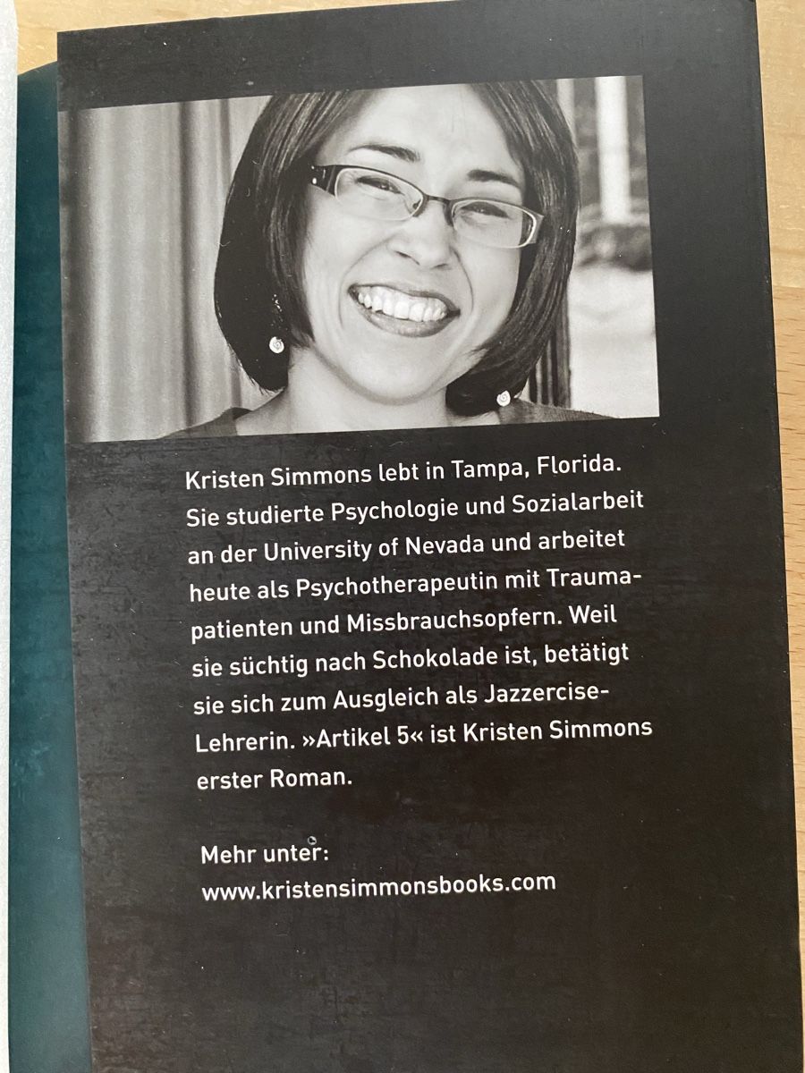 Libri: Artikel 5 - Kristen Simmons – Usato da Schwarzenburg venduto da Michellu 5