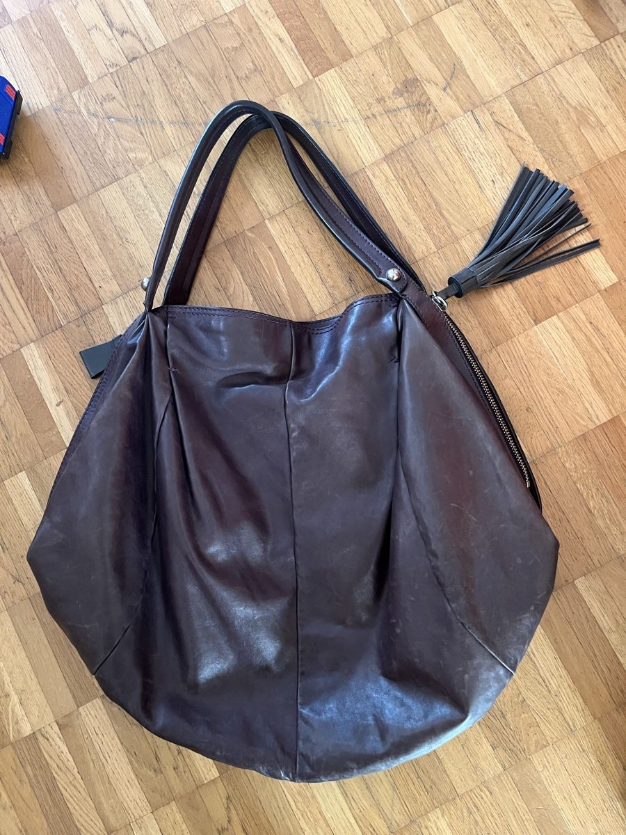 Sacs: Echtleder Tasche in dunklem Aubergine – D'occasion à Baden par blueanastasia