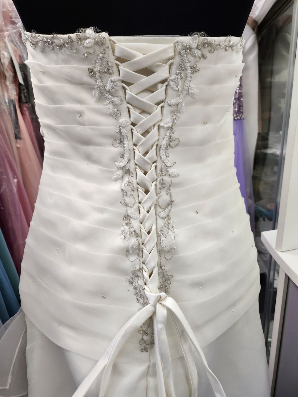 Vestiti: Brautkleid – Nuovo (secondo la descrizione) da Uster venduto da VMT. 1