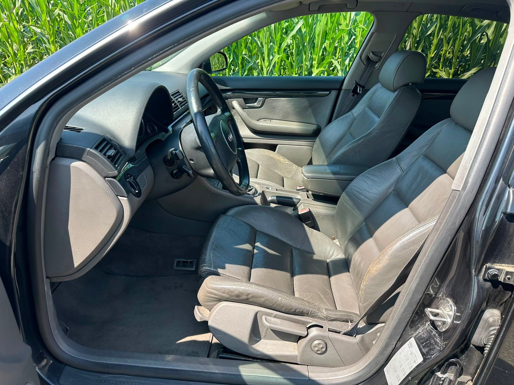 Audi Autos: AUDI A4 2.5 TDI quattro – D'occasion à Hünenberg par Auto-Klinik01 3