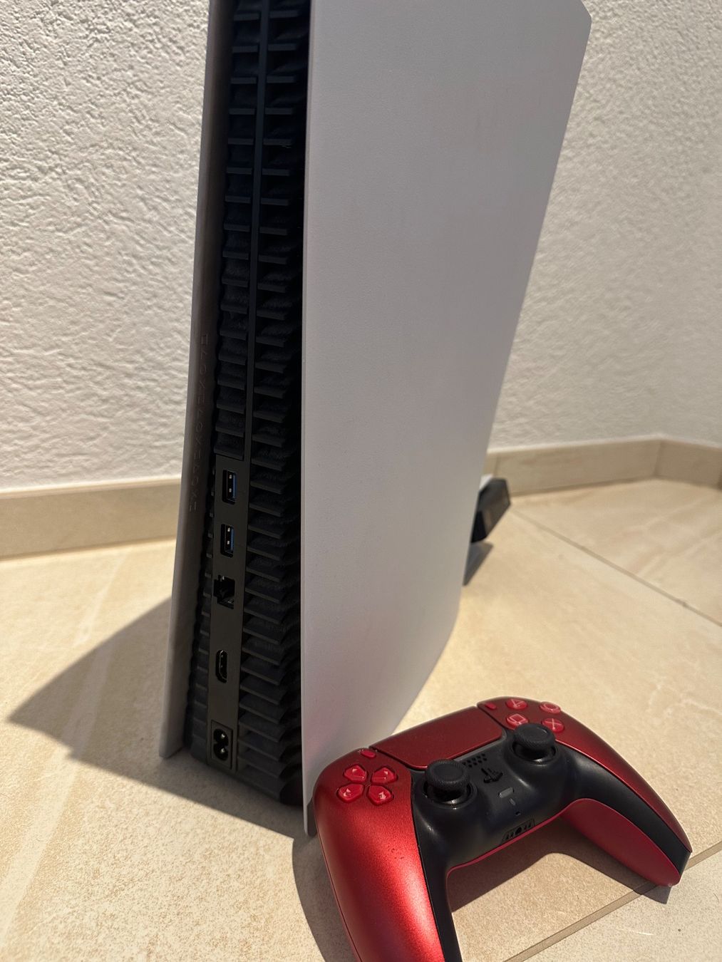 Sony Console: Sony PlayStation 5 Disk Konsole mit Controller und Kamera – Usato da Mellingen venduto da olg_s56b 2
