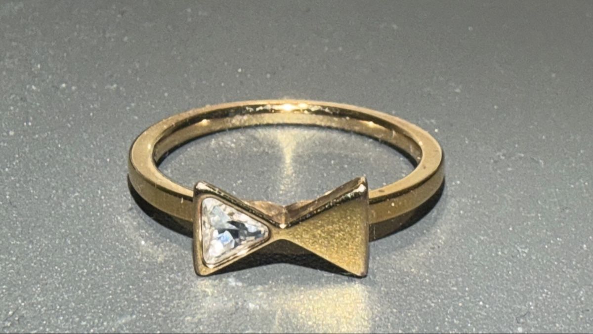 Swarovski Anelli: Swarovski Ring rosé – Usato da Luzern venduto da Pool33