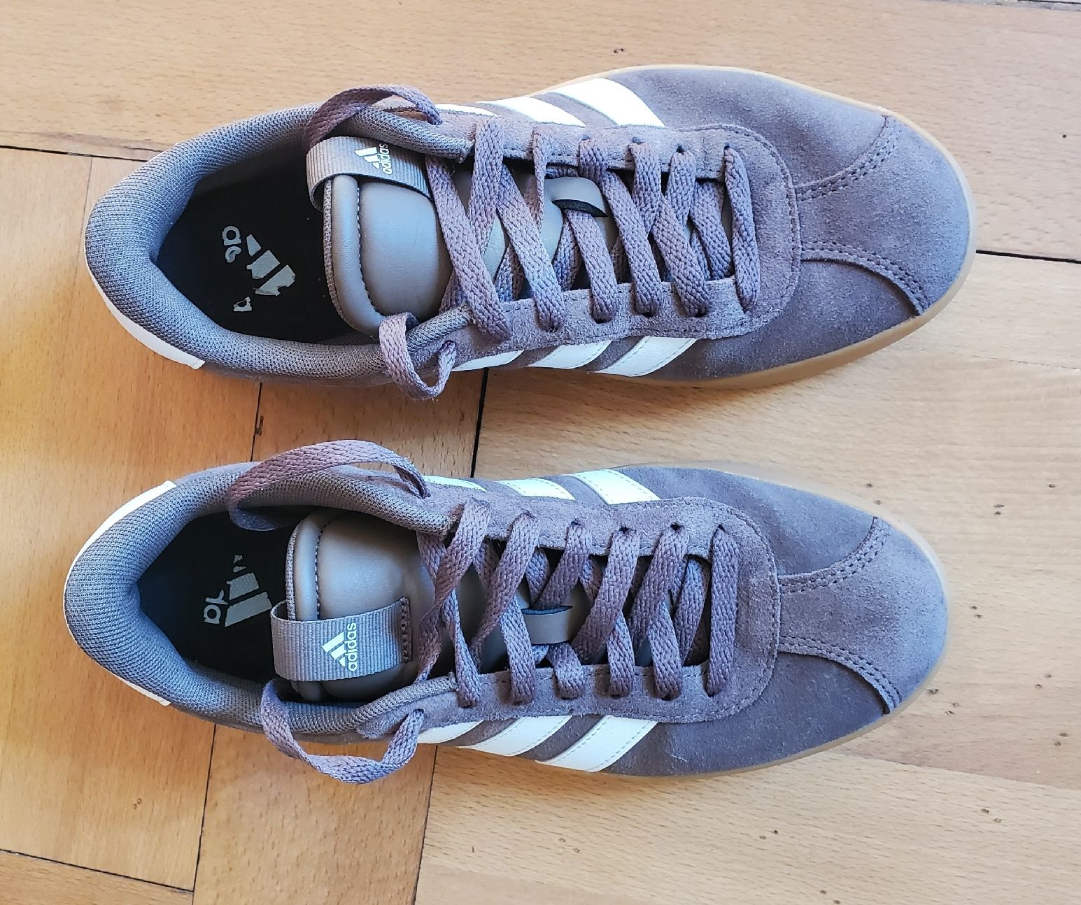 Adidas Scarpe da donna: adidas Schuhe 40 2/3 Damen – Nuovo (secondo la descrizione) da Biel/Bienne venduto da SandraBar 5