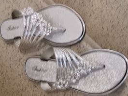 Schuhe, Flip - Flops  Silver Gr. 40 neu