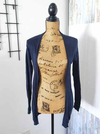 Chicoree Strickjacke dunkelblau Groesse L guter Zustand