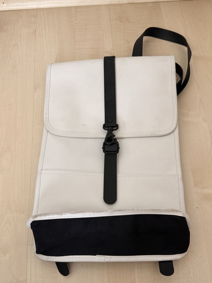 Rains Zaini: Weisser Rains Rucksack – Usato da Neerach venduto da lar_tkp2 3