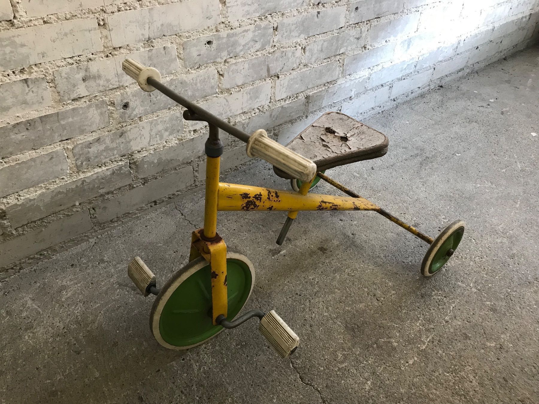 Veicoli per bambini: altes Dreirad von Wisa Gloria – Usato da Neunkirch venduto da autoscooter57 2