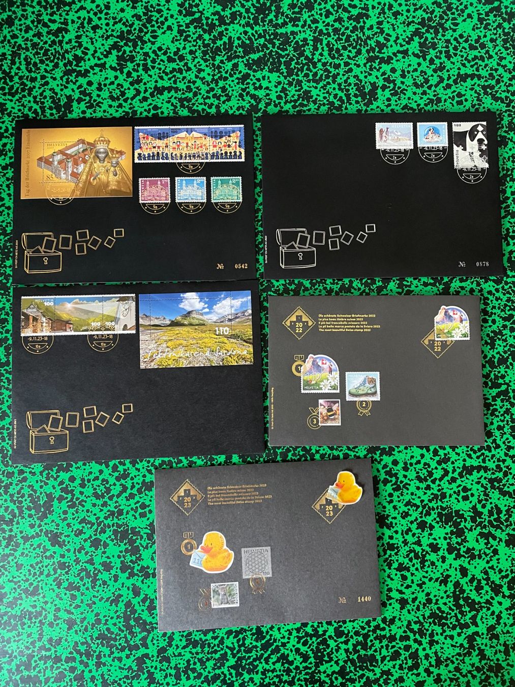 Tutti i francobolli: 5 Briefumschläge mit Schweizer Briefmarken gestempelt – Nuovo (secondo la descrizione) da Menzingen venduto da Wlukas