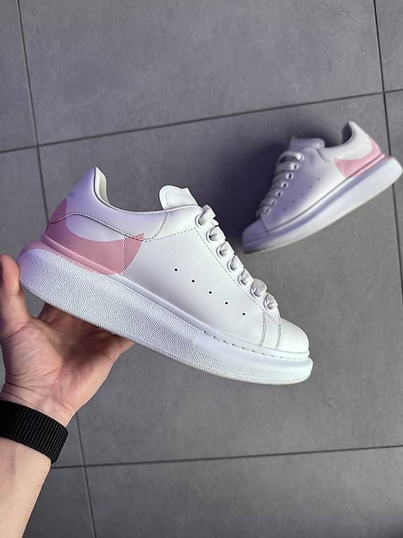 Scarpe da donna: Chaussures Alexander McQueen  – Usato da Fribourg venduto da D_17