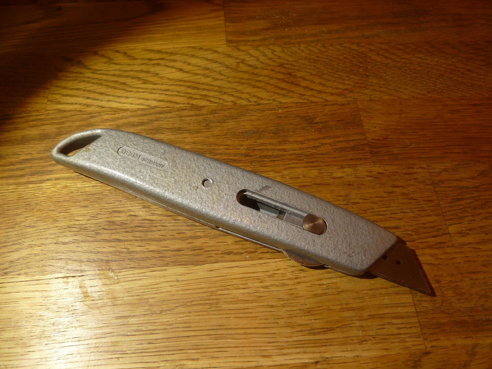 AC-DC Alle Werkzeuge: Seltenes MOZART Cuttermesser DBGM Germany – Gebraucht aus Hochfelden von swissice 2