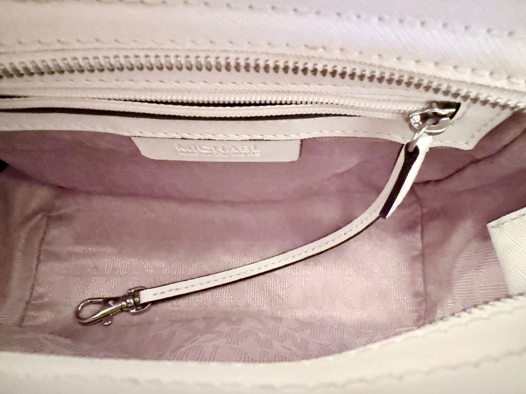 Michael Kors Borse da donna: Handtasche Michael Kors weiss – Usato da Basel venduto da grabersy 4