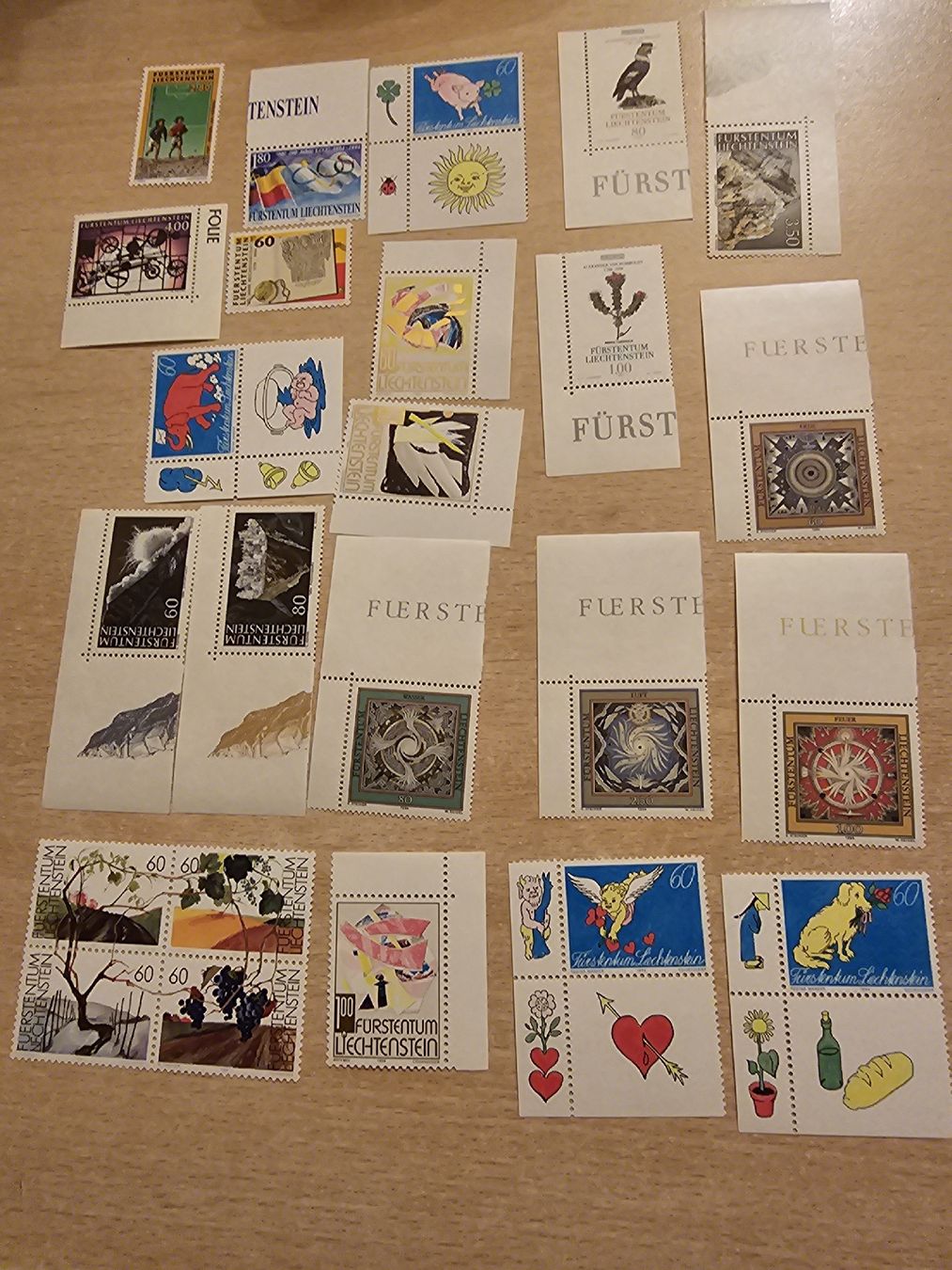 Tutti i francobolli: timbres liechtenstein – Nuovo (secondo la descrizione) da Yverdon-les-Bains venduto da mancheacoulles