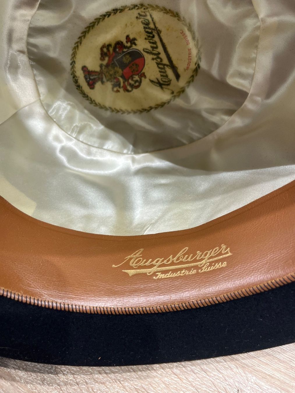 Chapeaux, bonnets & casquettes: Schwarzer Herrenhut, Melone – D'occasion à Muttenz par Bhuebi 4