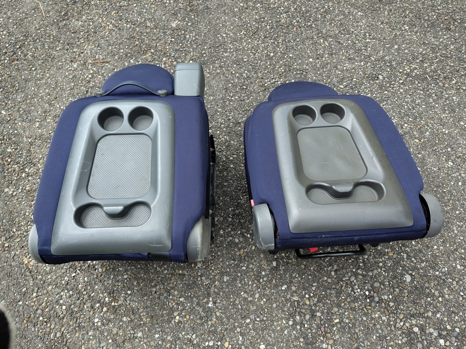 Fiat Tutti pezzi di ricambio auto: 2 Fiat Multipla Mittelsitze, vorne verschiebbar – Usato da Hombrechtikon venduto da Smorebrot99 2