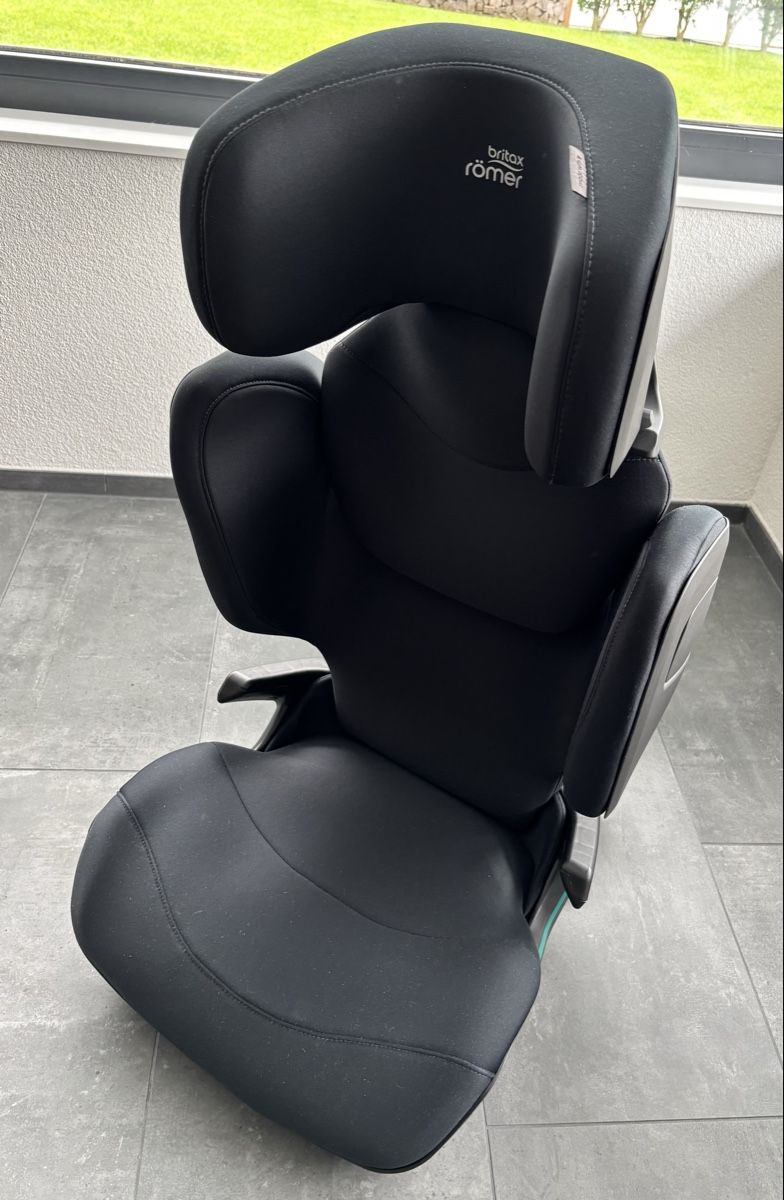 Britax Römer Seggiolini per auto: Britax Römer Kidfix pro M space black – Nuovo (secondo la descrizione) da Stein AG venduto da MOENA_3 8