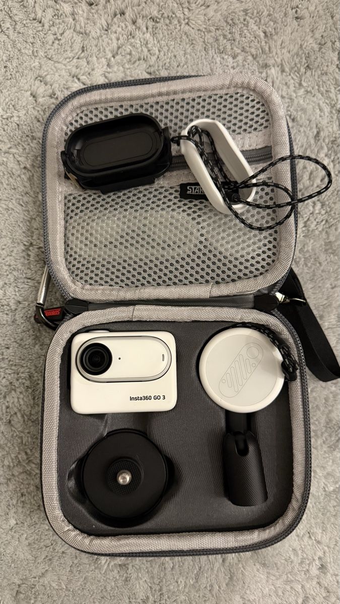 Insta360 Action Cam: Insta360 Go 3 inkl. Zubehör – Nuovo (secondo la descrizione) da Zürich venduto da pri_c2jq