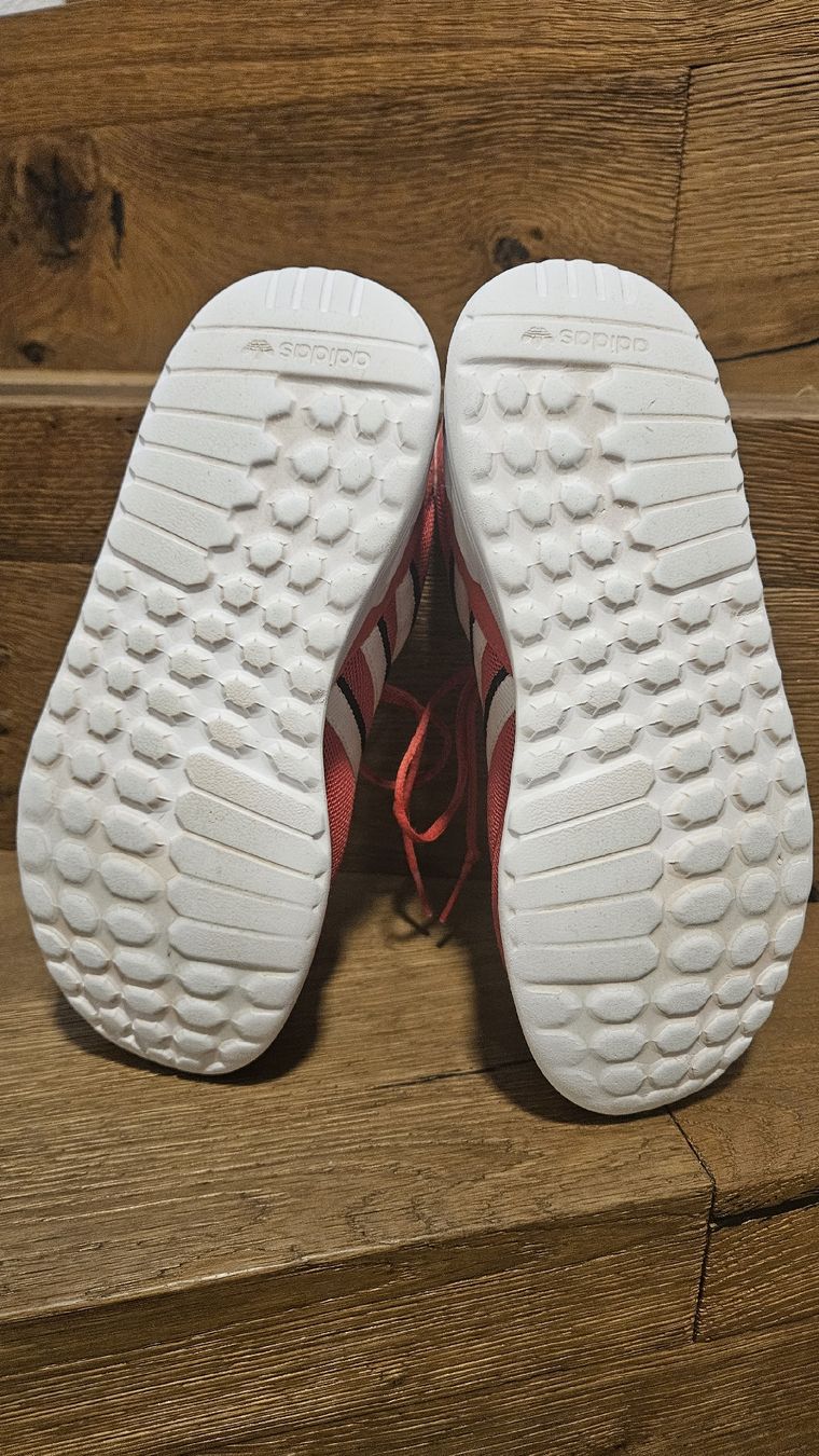Adidas Scarpe per ragazze: Adidas Hallenschuhe Gr. 35 – Usato da Rickenbach LU venduto da tramonto5 2