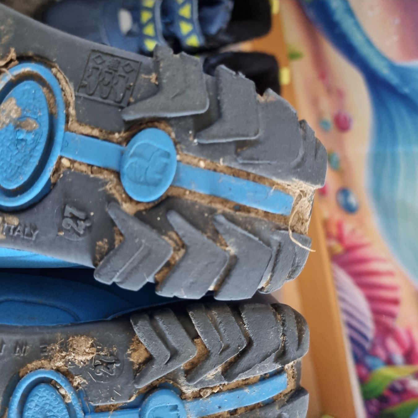 Schuhe für Jungen: Schuhpaket 27 28 – Gebraucht aus Buchs AG von Kitten33 2