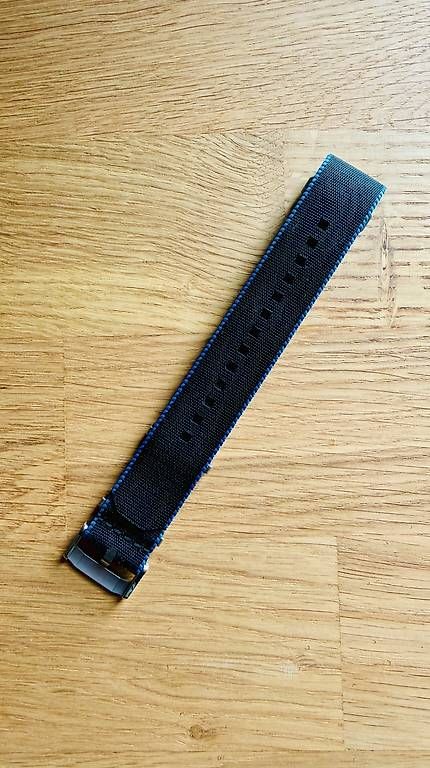 Bracciali & Braccialetti: Tag Heuer original Nato Strap – Nuovo e nell'imballaggio originale da Bennau venduto da Andris_ 1