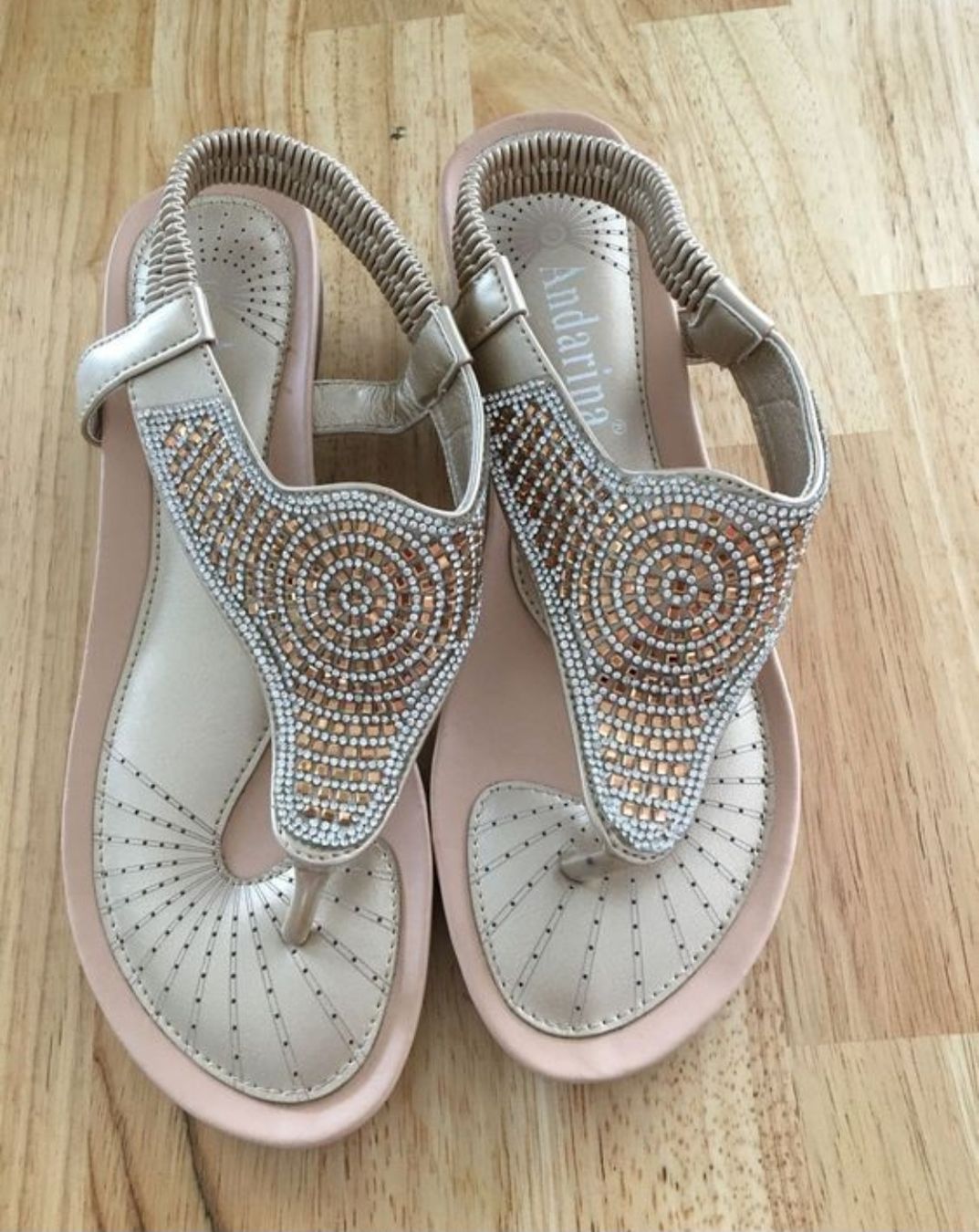 Damenschuhe: Adriana Sandalen – Neu (gemäss Beschreibung) aus Heerbrugg von kim11
