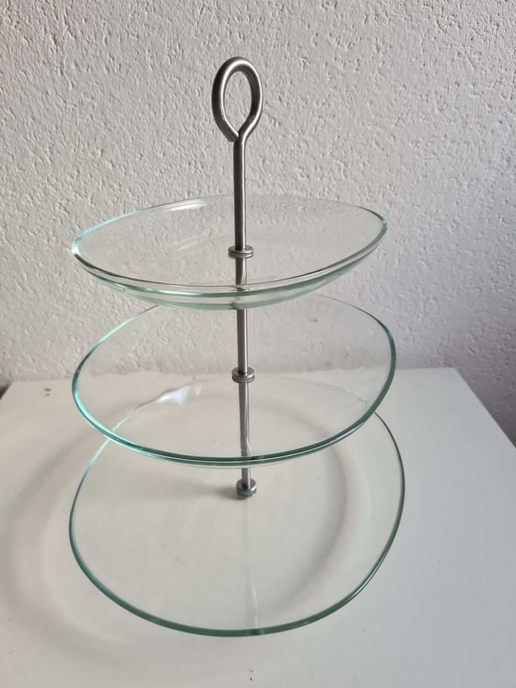 Tutte le decorazioni: Etagère 3-stöckig Glas Metall – Usato da Escholzmatt venduto da FuyuIgloo 1
