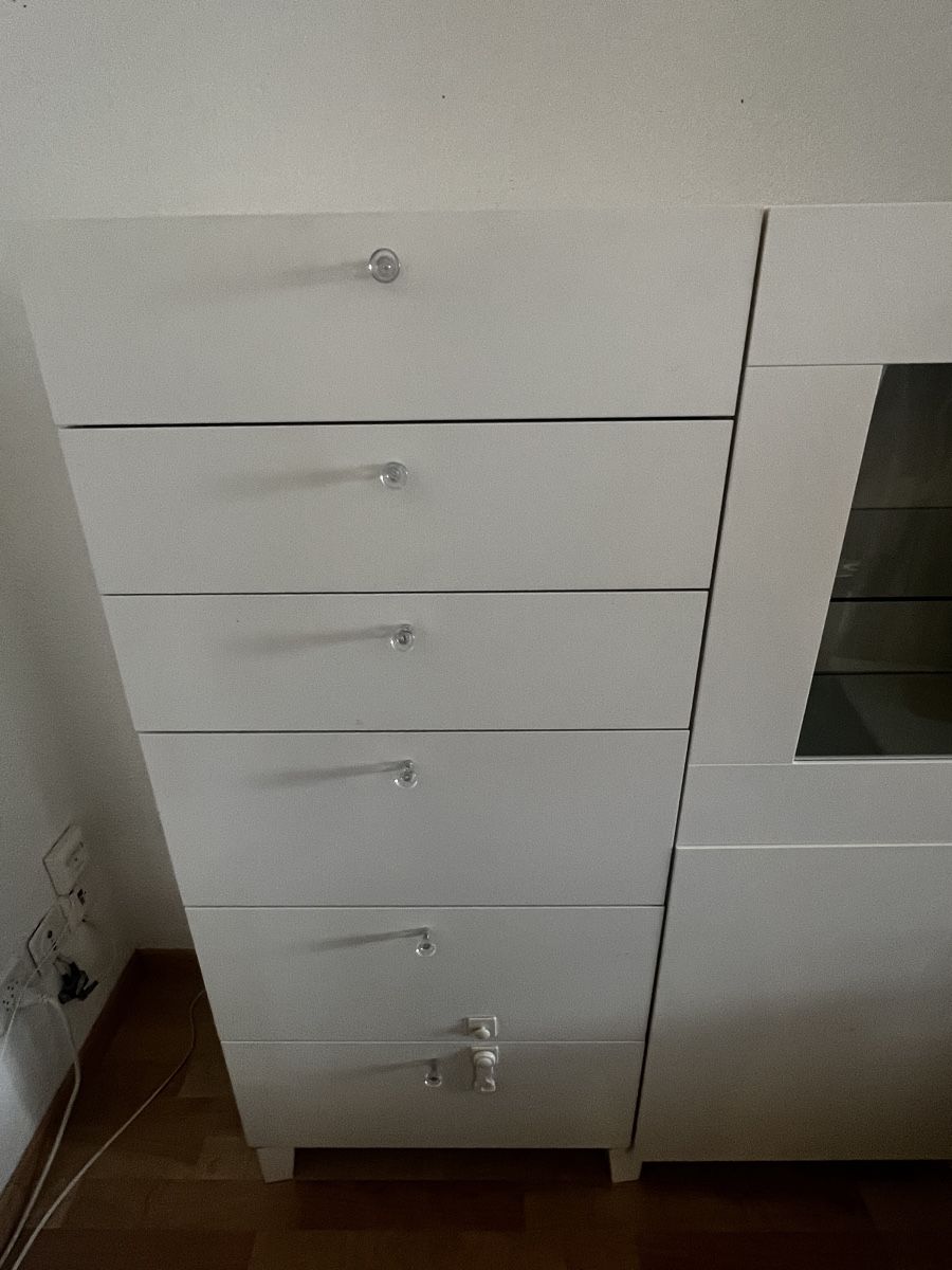 Ikea Vetrine: Vitrine von Ikea ab 1.- – Usato da Goldach venduto da aylight 2