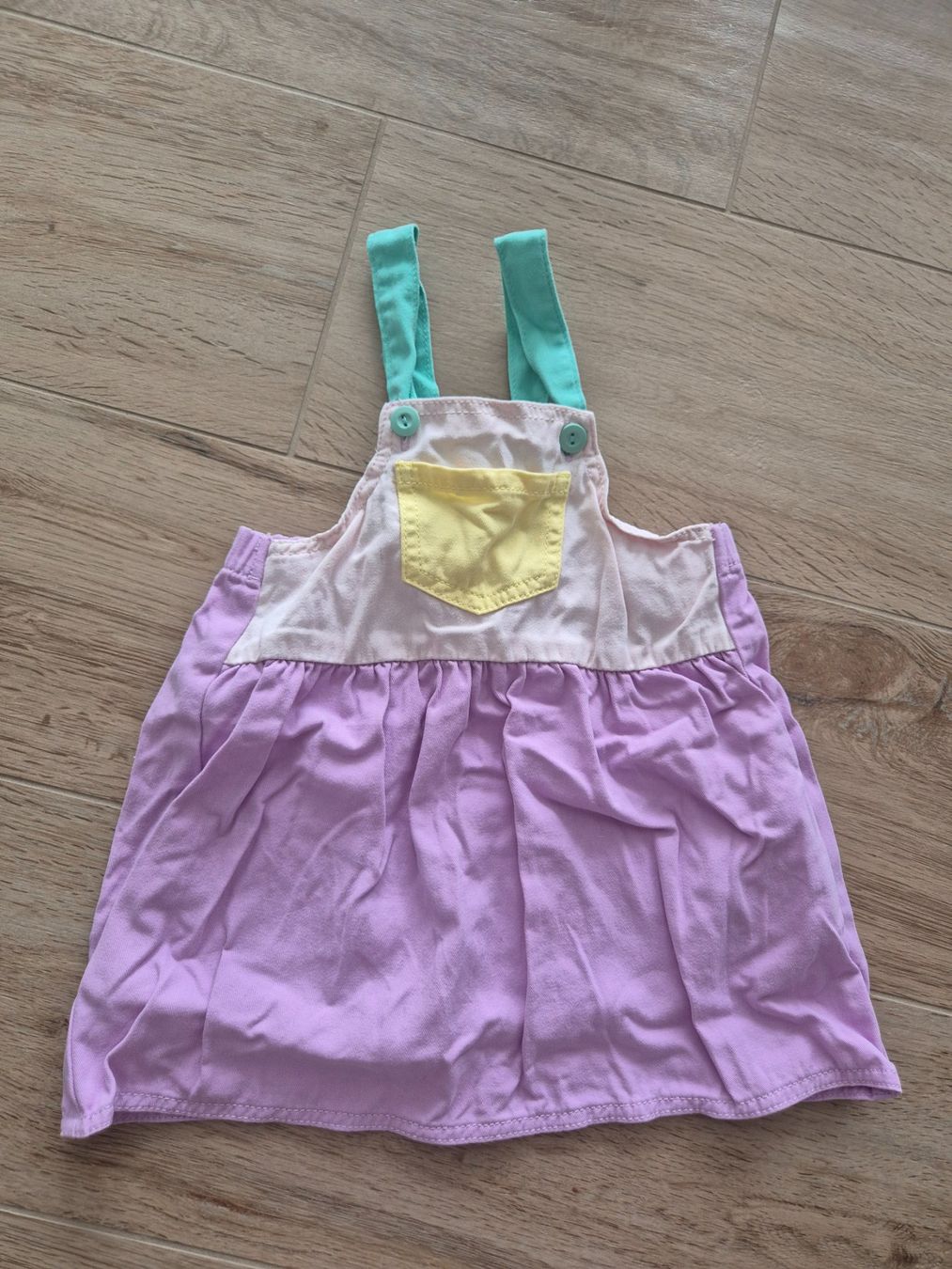 Vestiti & Gonne: Süsses Sommerkleid Gr. 92 – Usato da Wohlen AG venduto da dim_rg9y