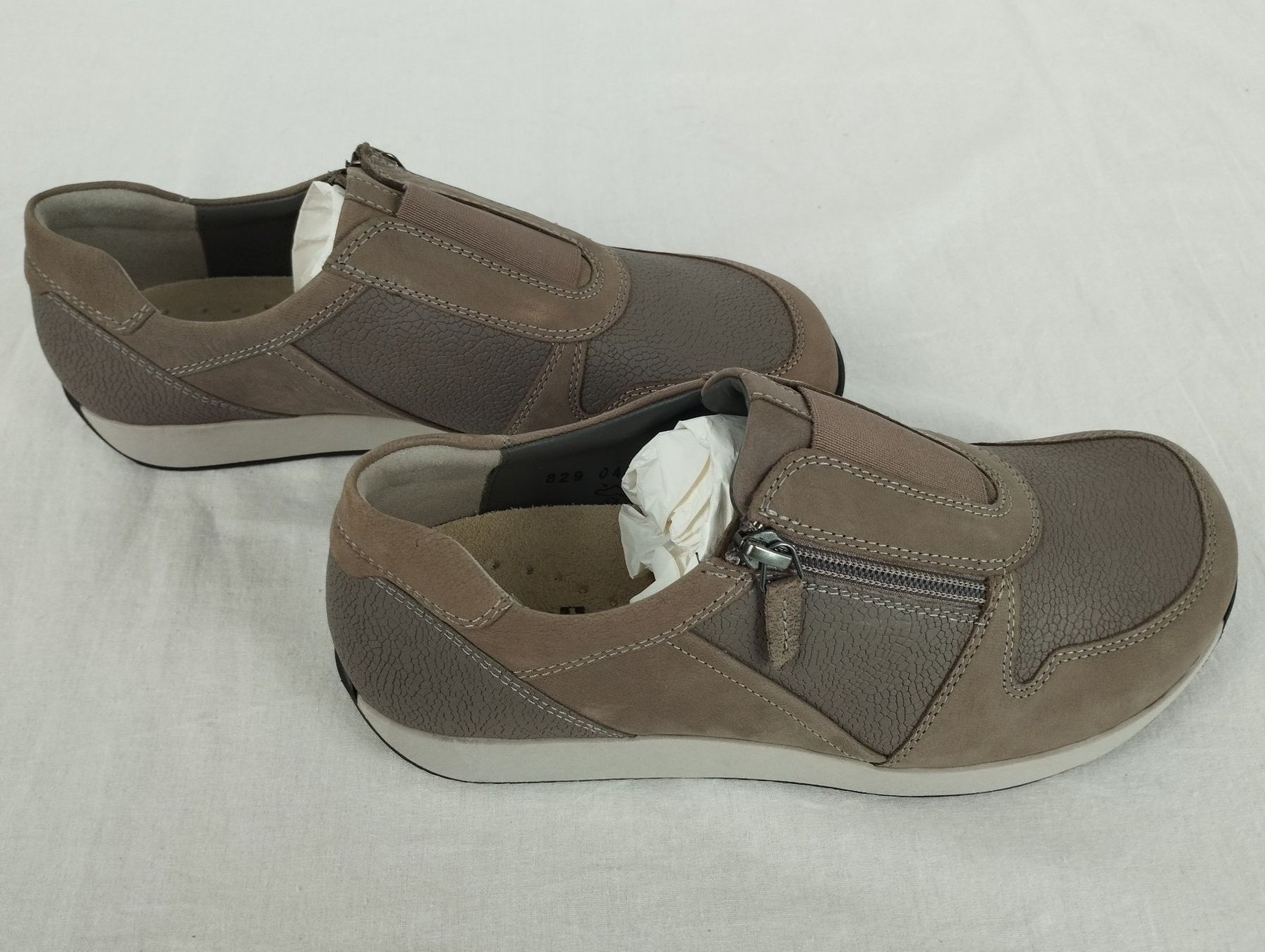 Helvesko Scarpe da donna: HELVESKO Schuhe Swiss Made Gr. 39 – Usato da Schübelbach venduto da Restwert_Schubelbach 4