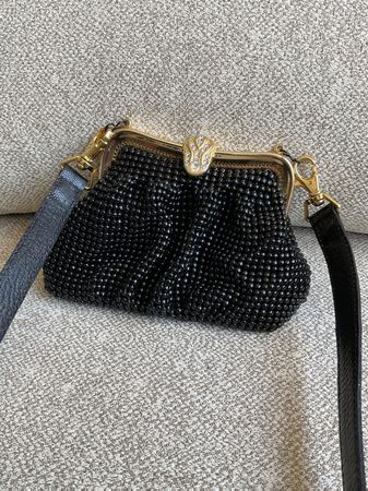 Schöne Abendtasche schwarz