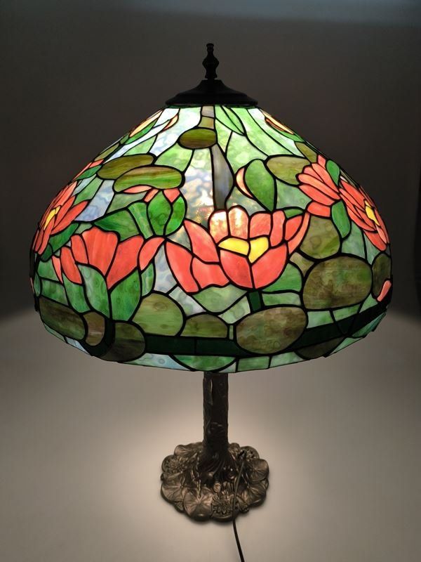 Lampade: Tiffanystil - Tischlampe – Usato da Rüti ZH venduto da Restwert_Rueti_ZH