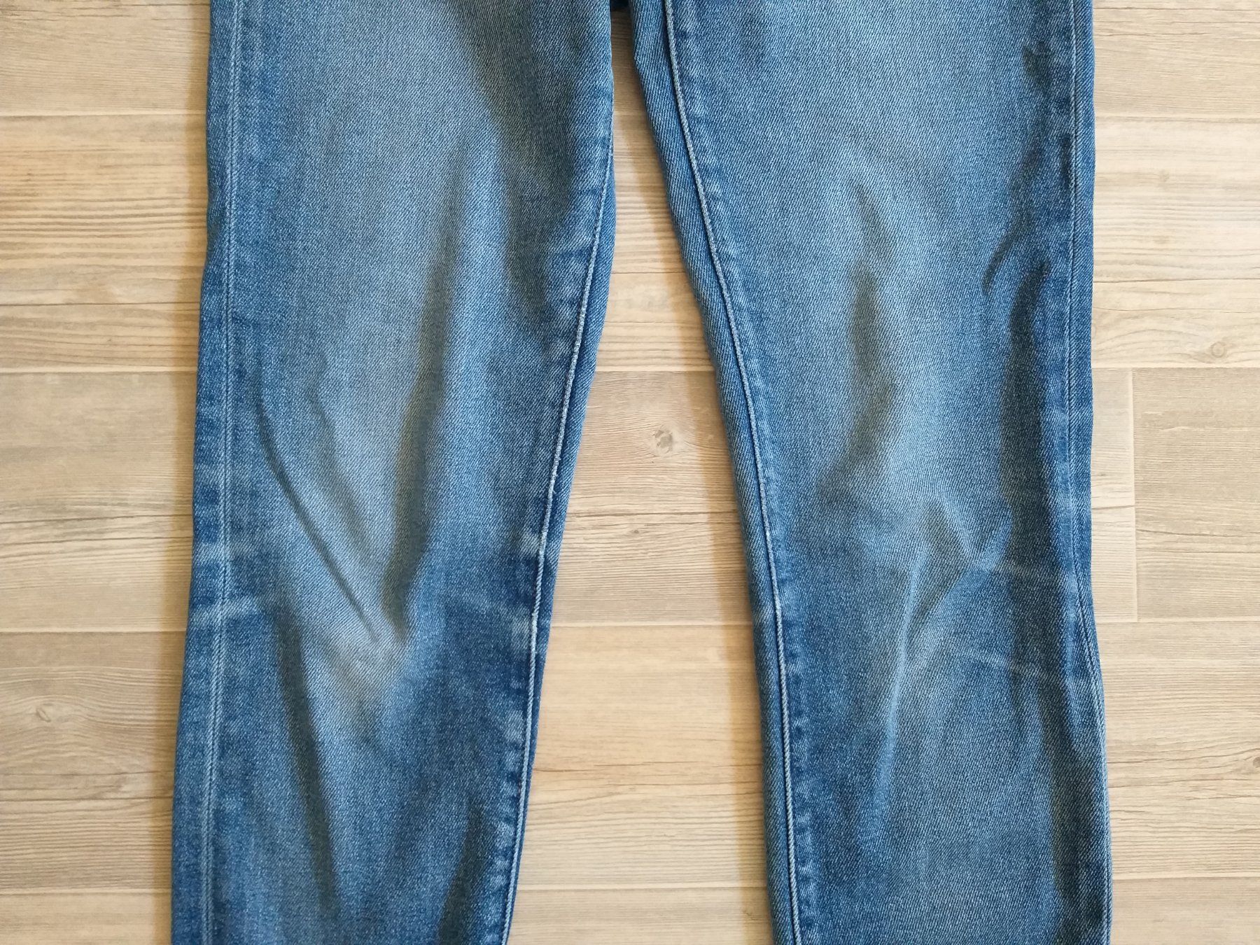 Levi's Jeans: LEVIS 712 Jeans SLIM taille / Grosse 24 – Usato da Cossonay-ville venduto da Super-Price-Quality 2