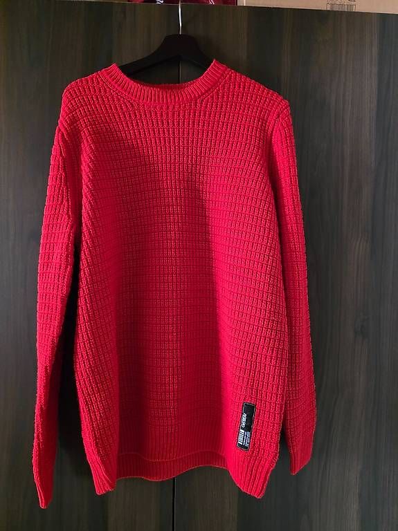 Maglioni & Felpe: Roter Pulover – Usato da Seewis Schmitten venduto da Naomi2212