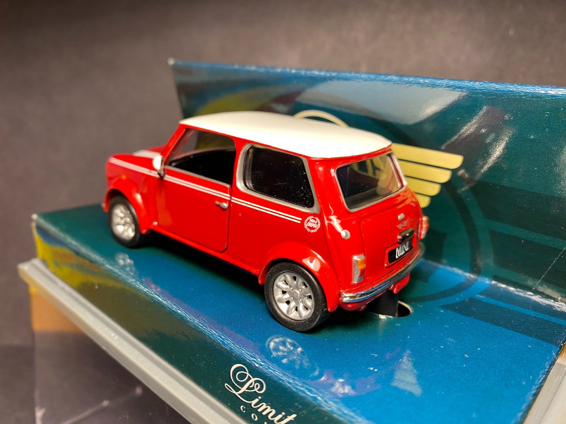 Corgi Toys Modellautos: Mini Cooper 40th Anniversary Limited Edition 1:36 – Neu (gemäss Beschreibung) aus Spiez von Mlandcruiser 2