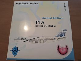 PIA Boeing 747-240BM 1:400 Limited Edition