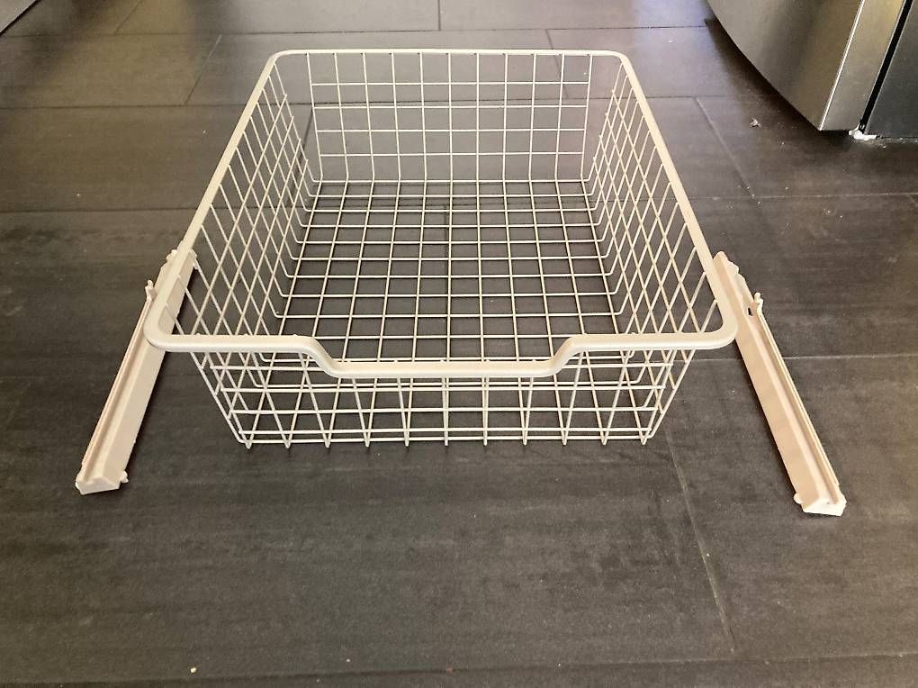 Ikea Altro per la casa: 2x IKEA PAX KOMPLEMENT Drahtkorb, klein, beige mit Schienen – Usato da Kiesen venduto da lau_pxr2 1