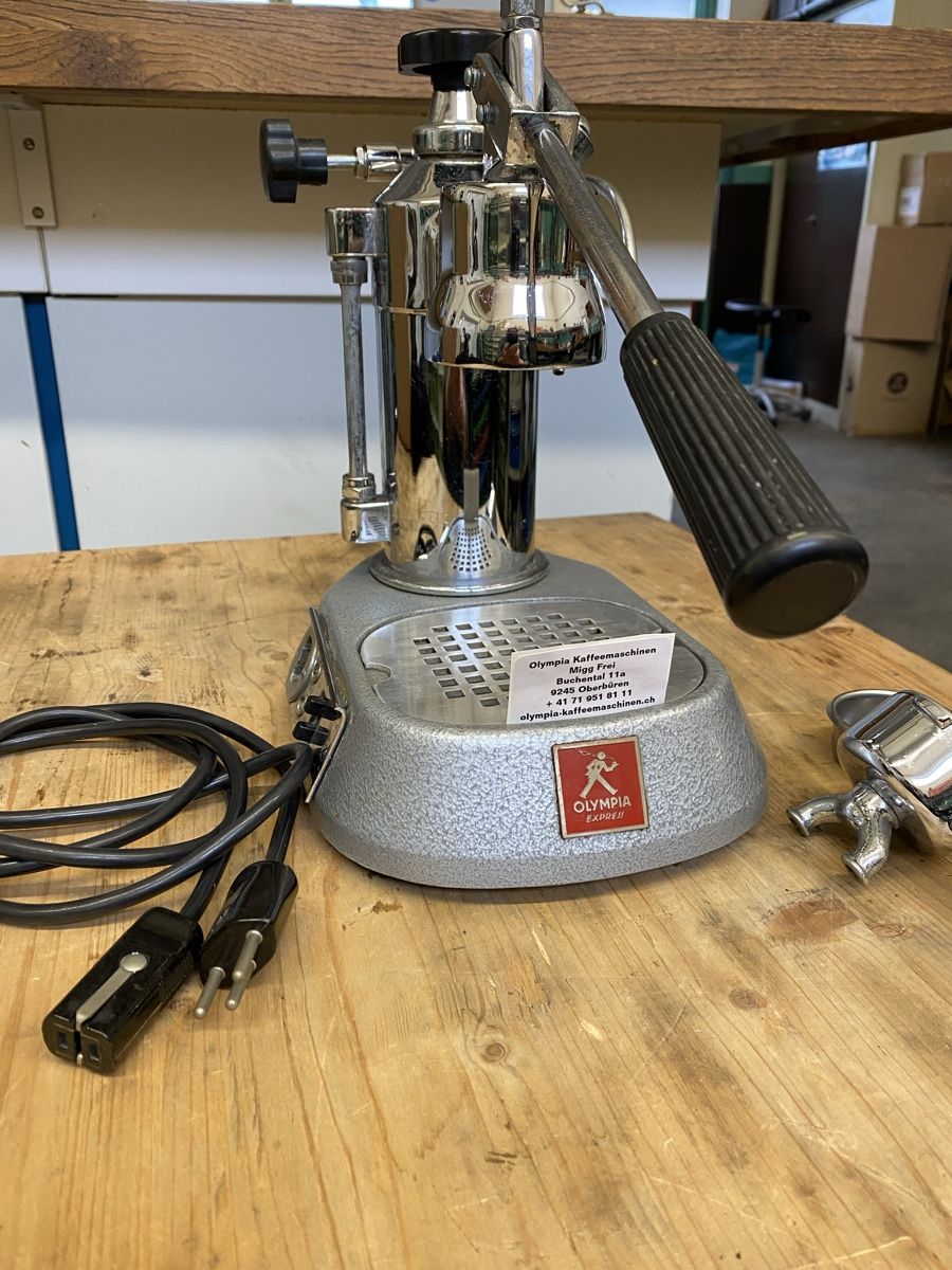 Olympia Express Macchine per caffè & Macchine per espresso: Olympia Cremina c 10 T gebraucht – Usato da Oberbüren venduto da Olympia9245 1