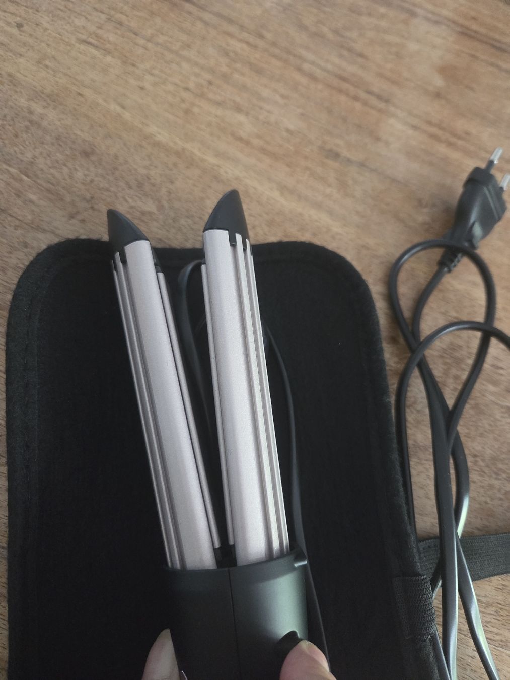 BaByliss Piastre & Arricciacapelli: BaByliss Glätteisen mit Schutzhülle – Nuovo (secondo la descrizione) da Dürrenäsch venduto da Fonsi_12 3