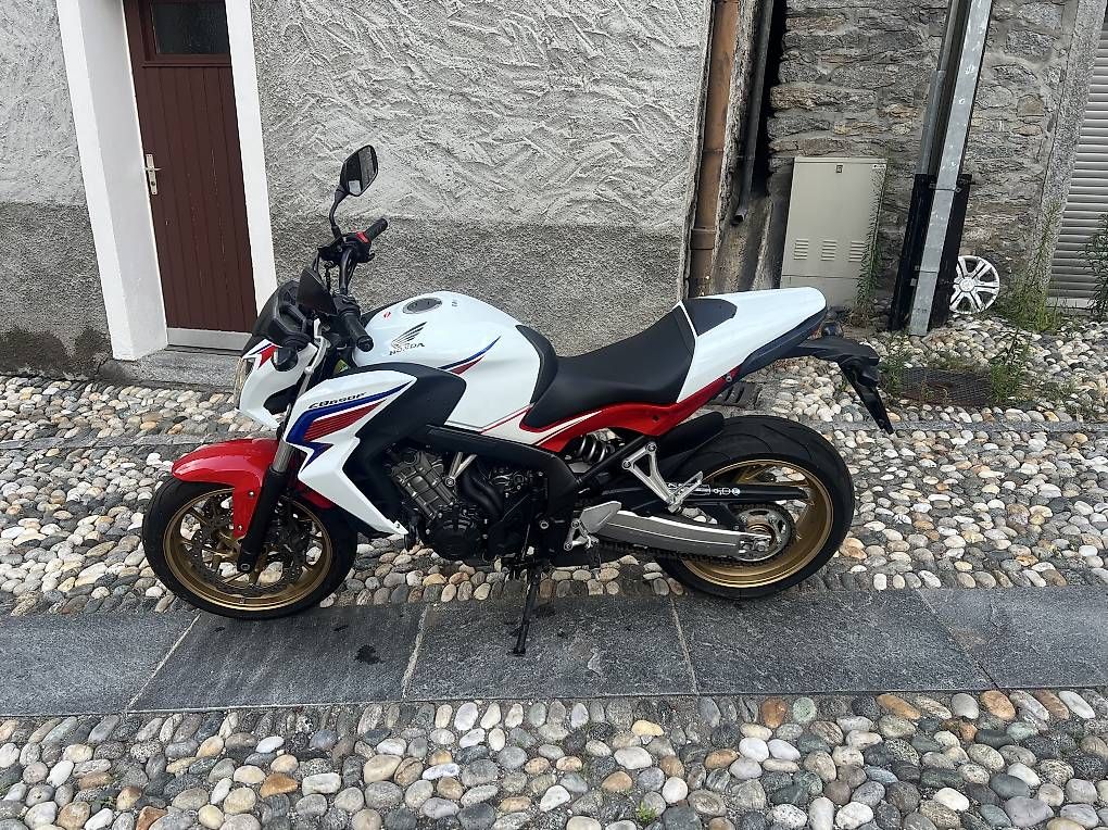 Strasse: Honda CB650FA – Gebraucht aus Giornico von pin_t2f6 3