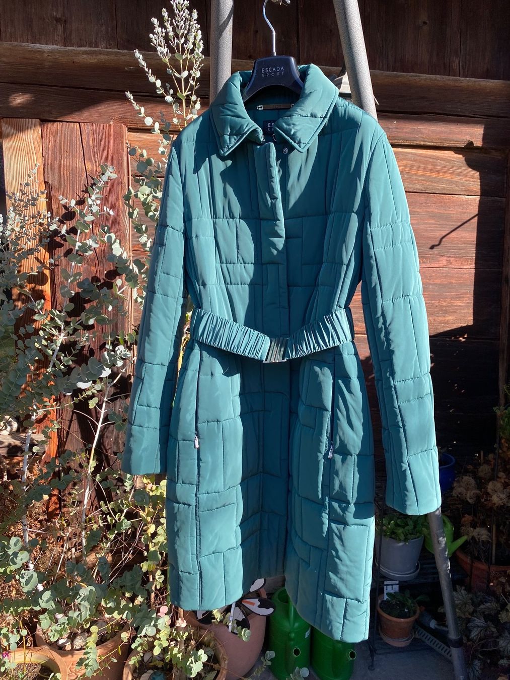 Escada Cappotti: Wunderschöner Mantel Gr. 38 von Escada – Nuovo (secondo la descrizione) da Frauenkappelen venduto da leola1973 3