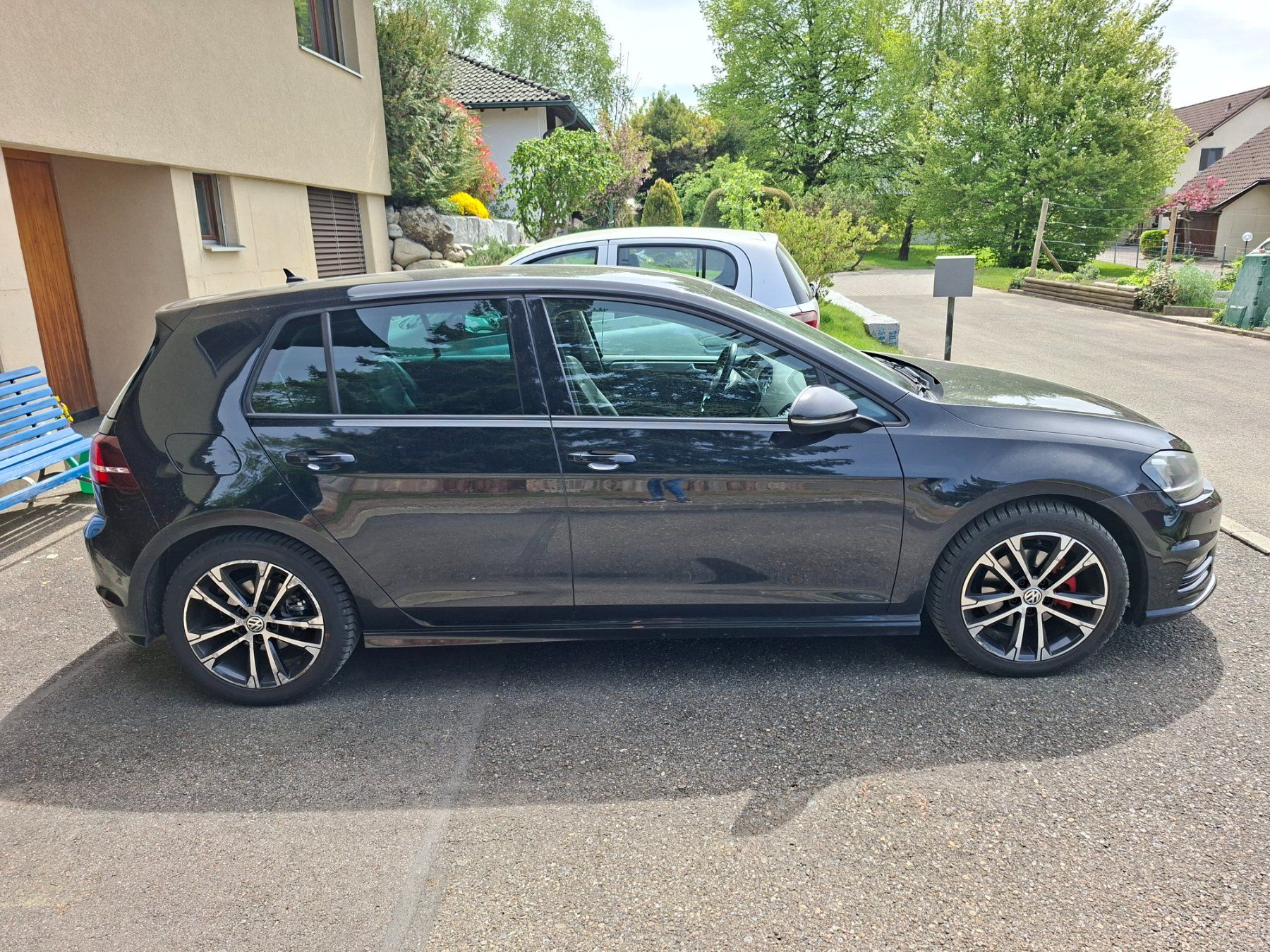 VW Automobili: VW Golf VII R-Line – Usato da Büron venduto da rog_k687 1