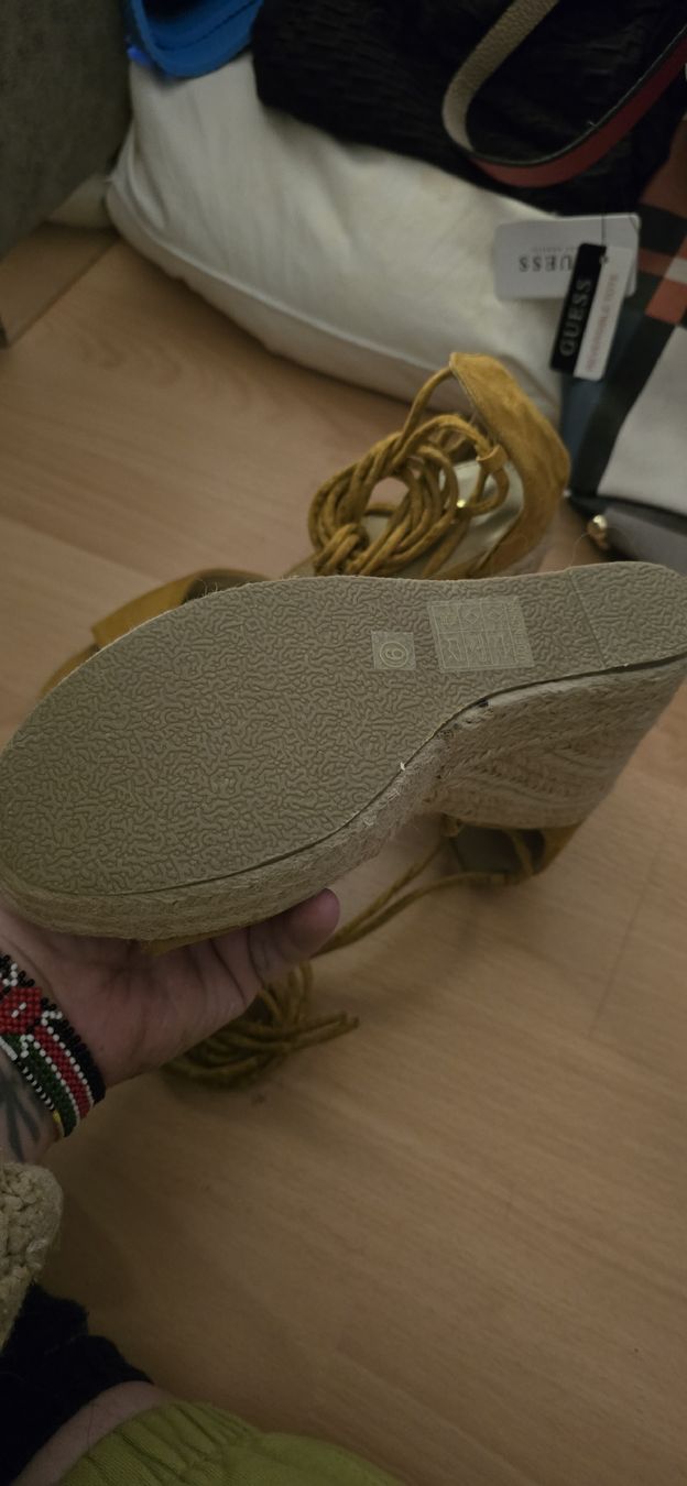 Damenschuhe: Sommerschhe zum binden – Neu und originalverpackt aus Laufen von Miggeli88 1