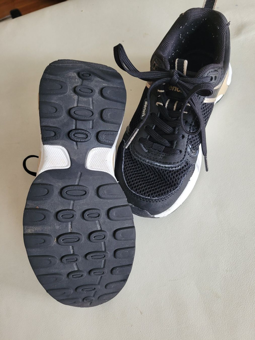Bench Schuhe für Mädchen: Bench Turnschuhe Grösse 31 – Gebraucht aus Uster von Gabi64 1