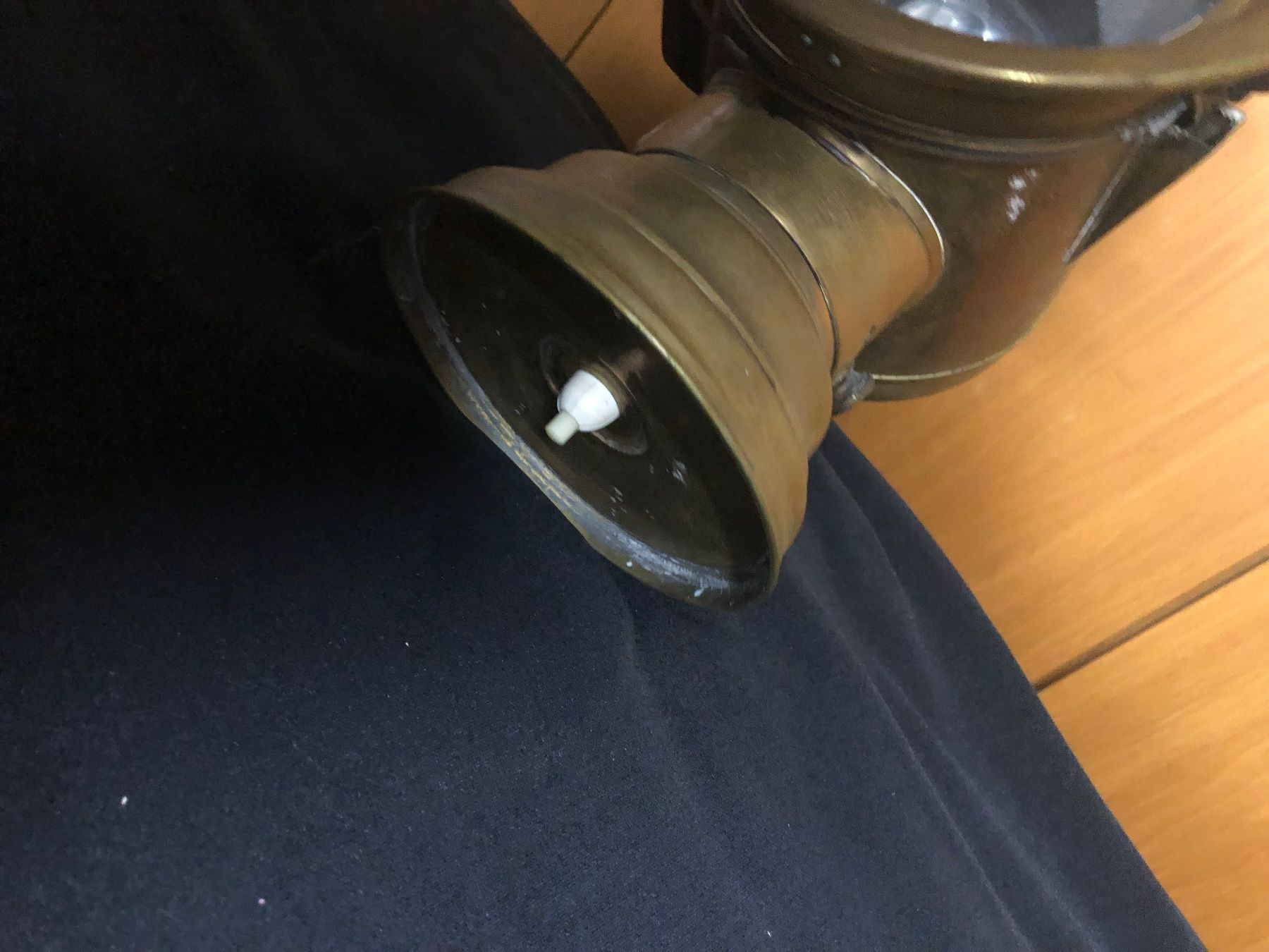 Lampade: Alte Messing Lampe, elektrifiziert – Usato da Münchenstein venduto da mimi93 3