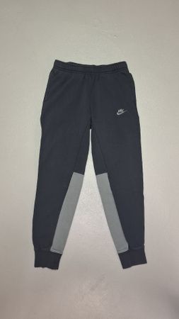 Pantalon de jogging Nike, taille S, garçon, en parfait état