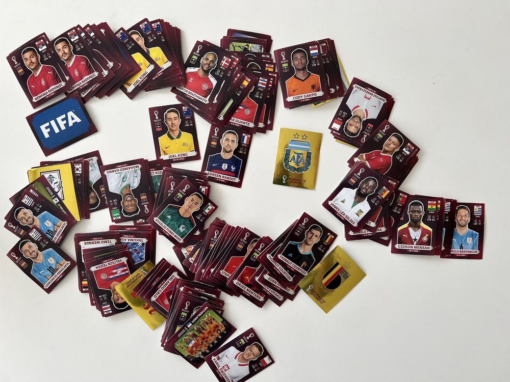 Divers cartes PANINI COUPE DU MONDE 2022 au Quatar (Gebraucht) in Genève für CHF 0.8 – mit